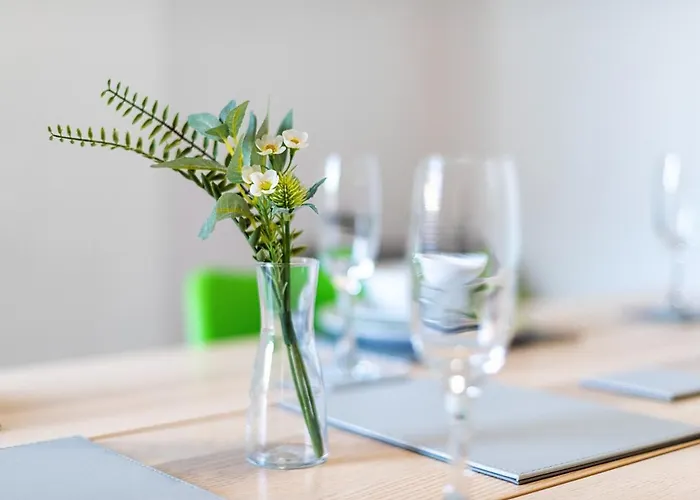 Jasmine Villa B - Ideal For Qmc & Uni - Free Parking